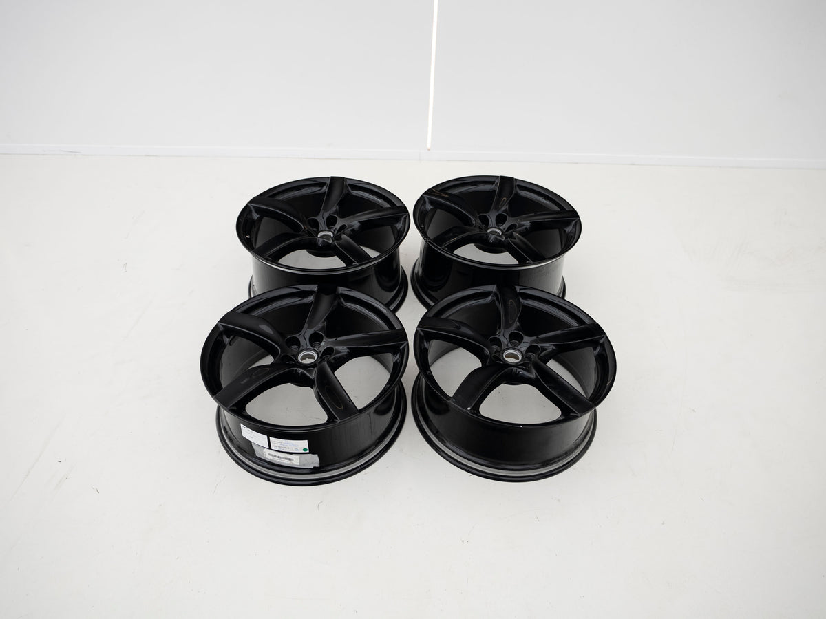 Ferrari Purosangue 22"/23" Black Wheel Set - 983055 / 983056 - Used