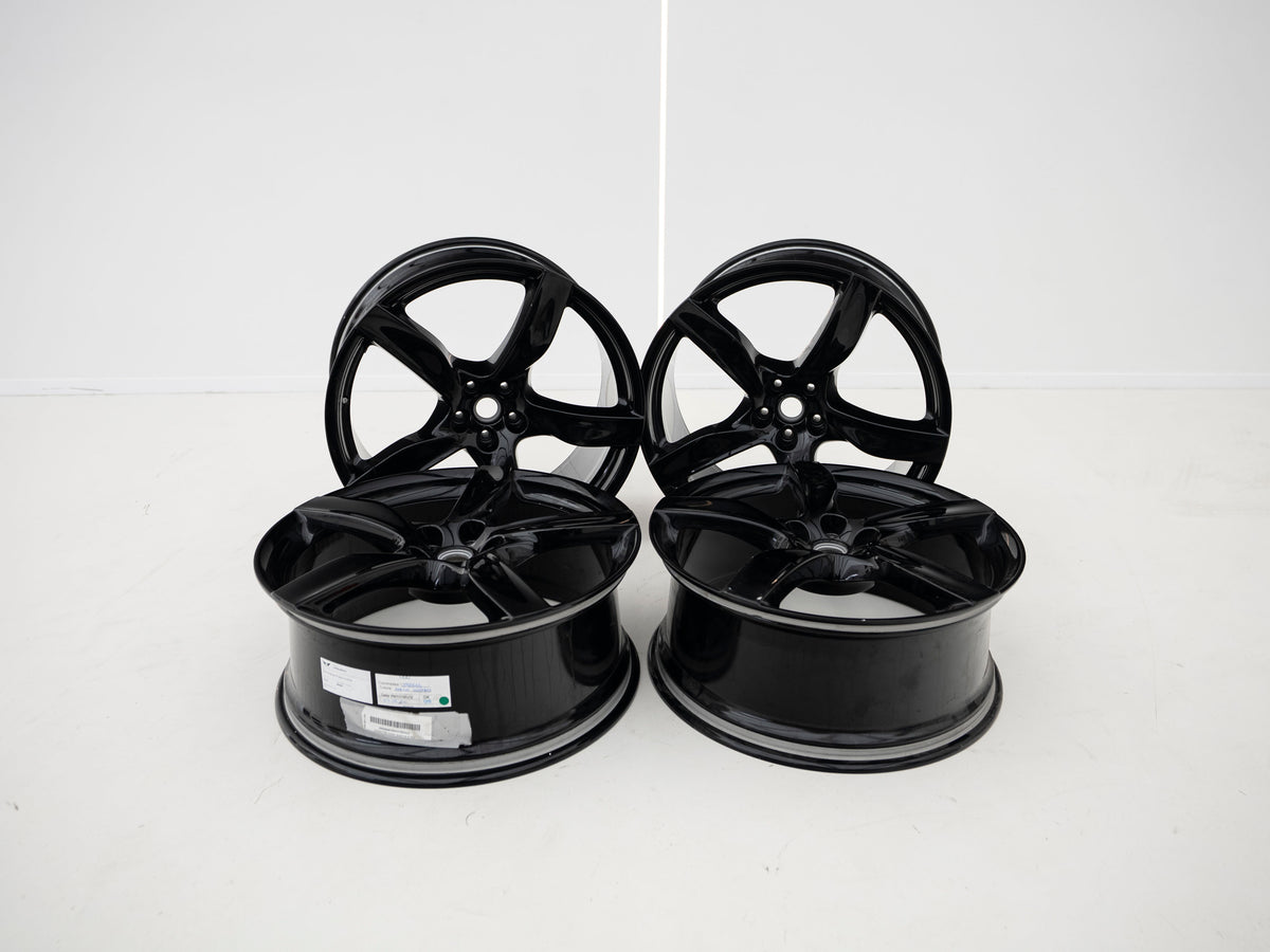 Ferrari Purosangue 22"/23" Black Wheel Set - 983055 / 983056 - Used