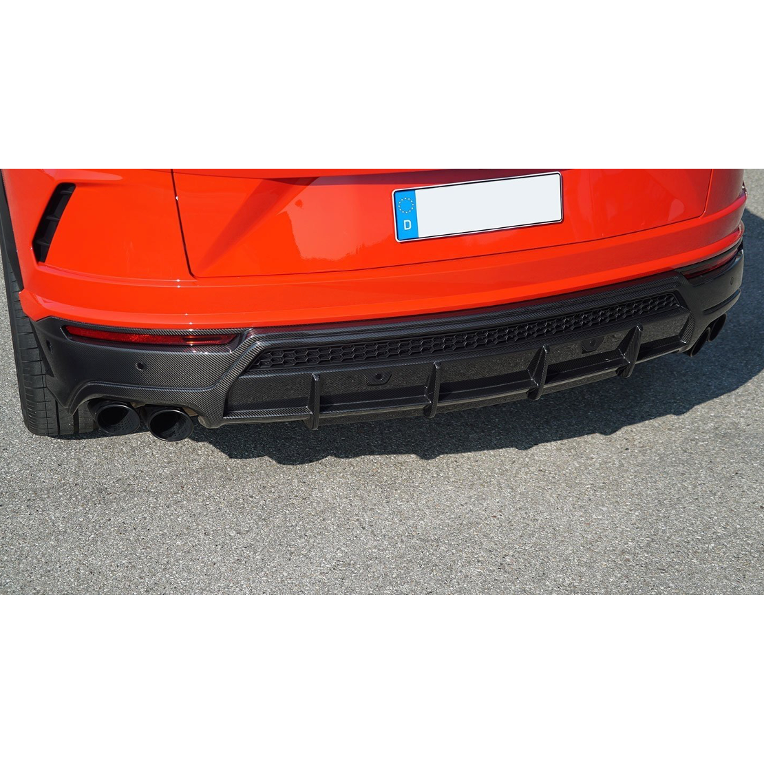 Rear diffuser (with tow bar) - Lamborghini Urus - L6 333 99 - Novitec