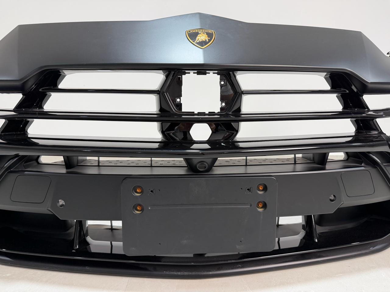 Lamborghini Urus Performante Front Bumper - Black Matte (Used) - photo 4