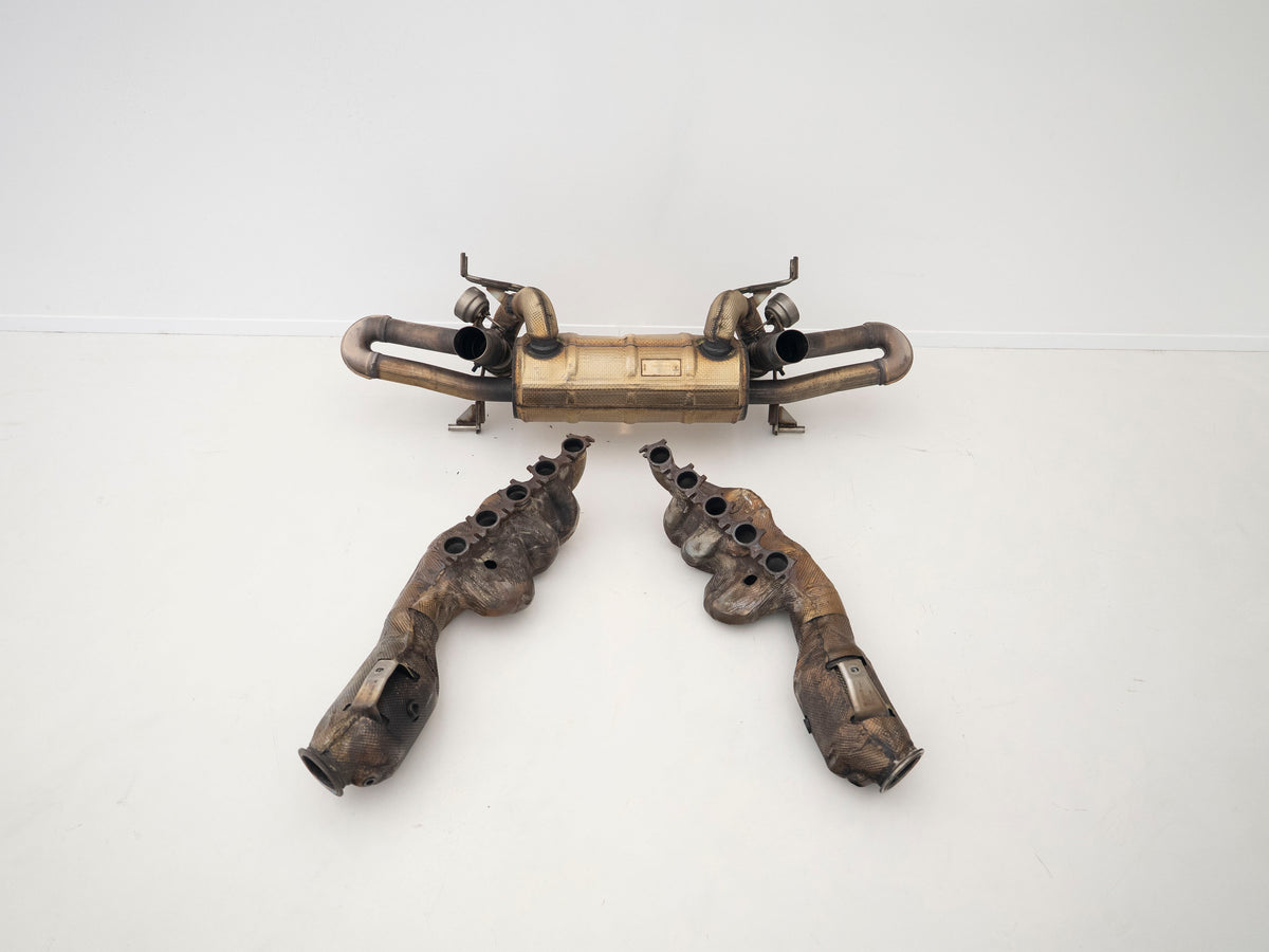 Actual used Lamborghini muffler and catalyst manifold set – DSC01954
