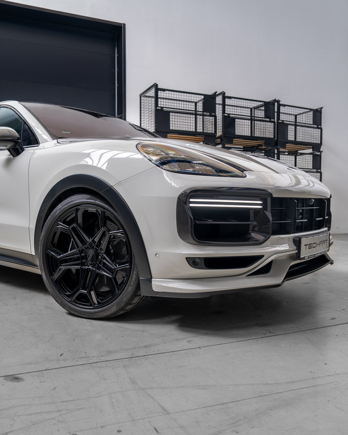 TECHART Daytona II 22-Inch Wheel for Porsche Cayenne E3.1 / E3.2 — installed view