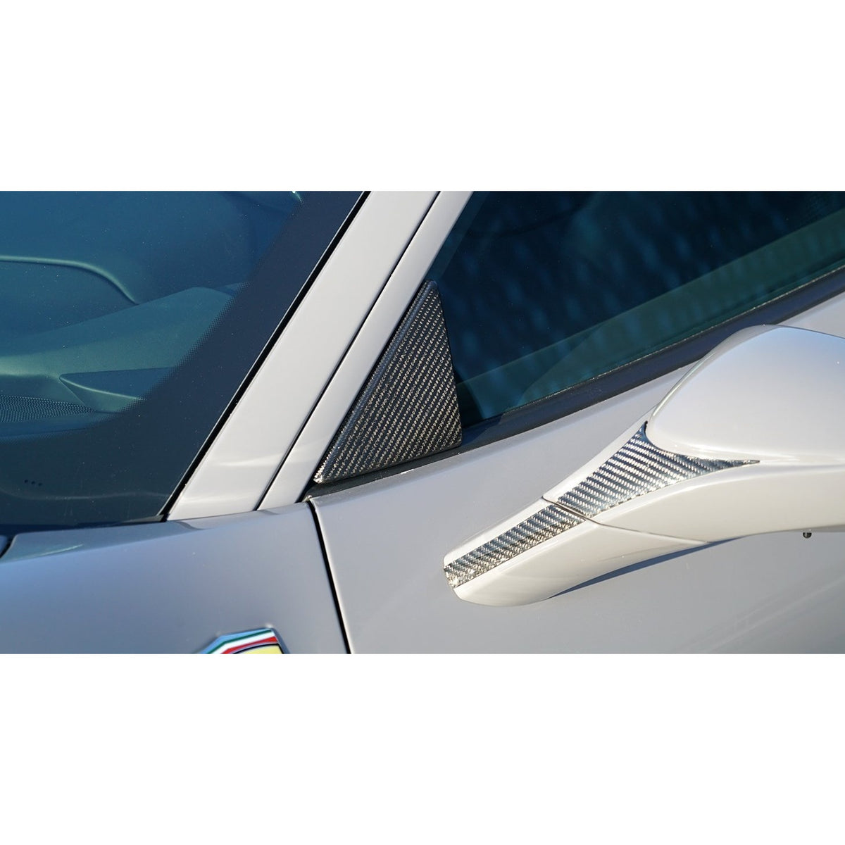 TRIANGLE COVER FOR SIDE WINDOW - installed view