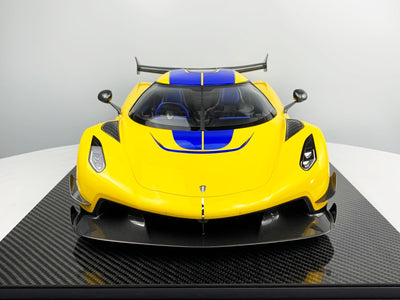Koenigsegg Jesko 1/8 - Swedish Flag Yellow