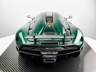 Koenigsegg Regera 1/8 - Carbon Green