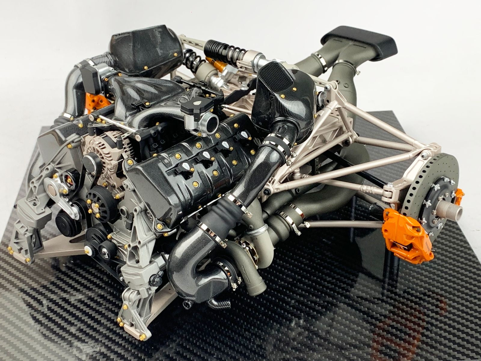 Koenigsegg ONE:1 Engine 1/4