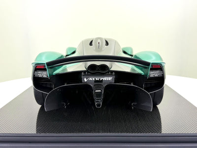 Aston Martin Valkyrie 1/8 - British Green