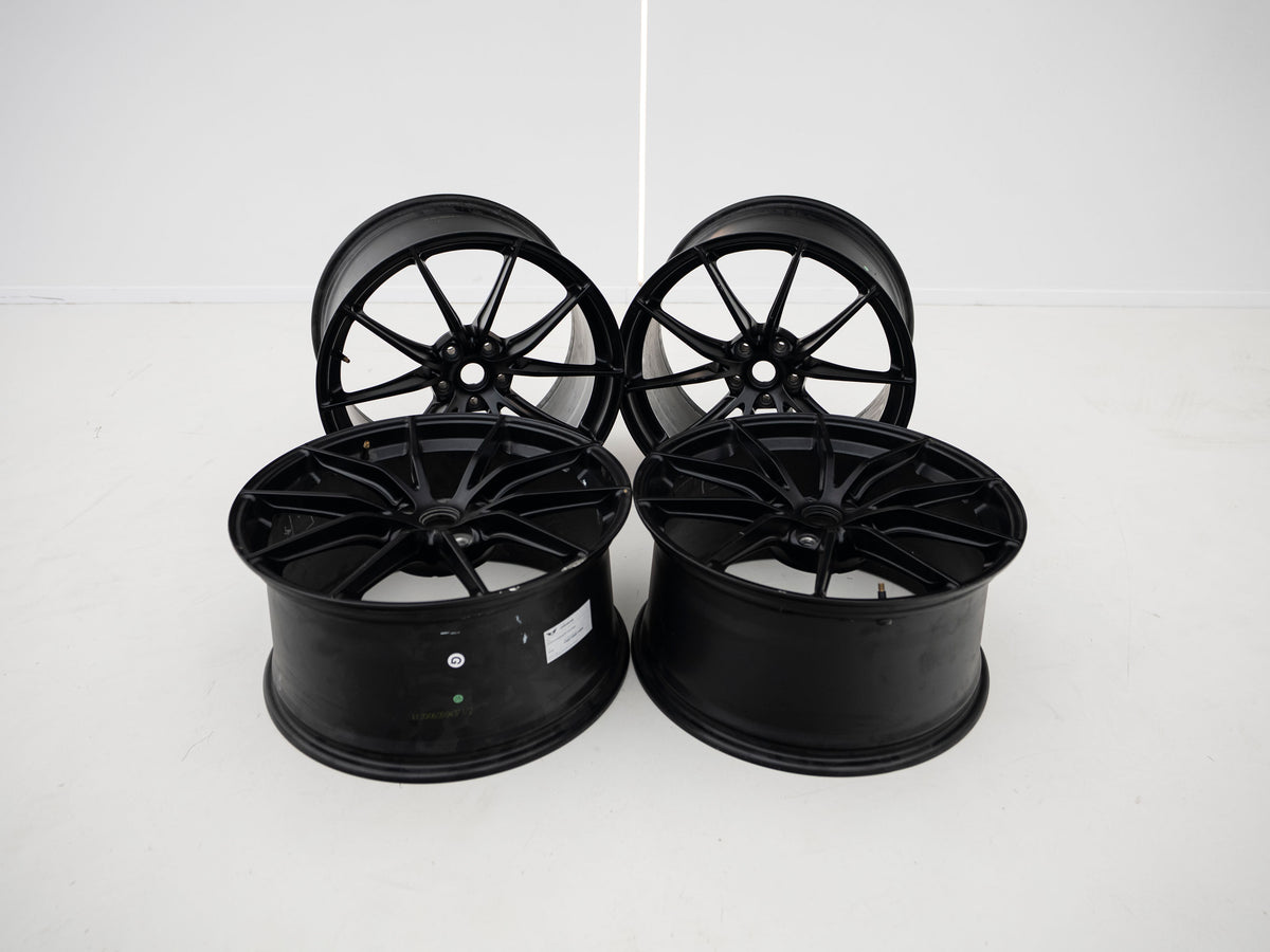 Ferrari 812 Superfast 20" Wheel Set - 313695 / 323605 / 323894 / 313696 / 323606 / 323895 - Used