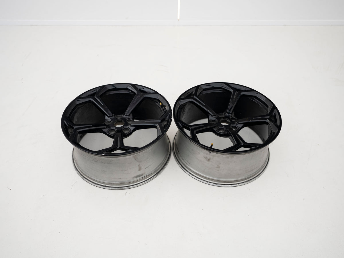 Lamborghini Urus 22" 3-Wheel Lot - 4ML601025K / 4ML601025M / 4ML601025N / 4ML601025L - Used