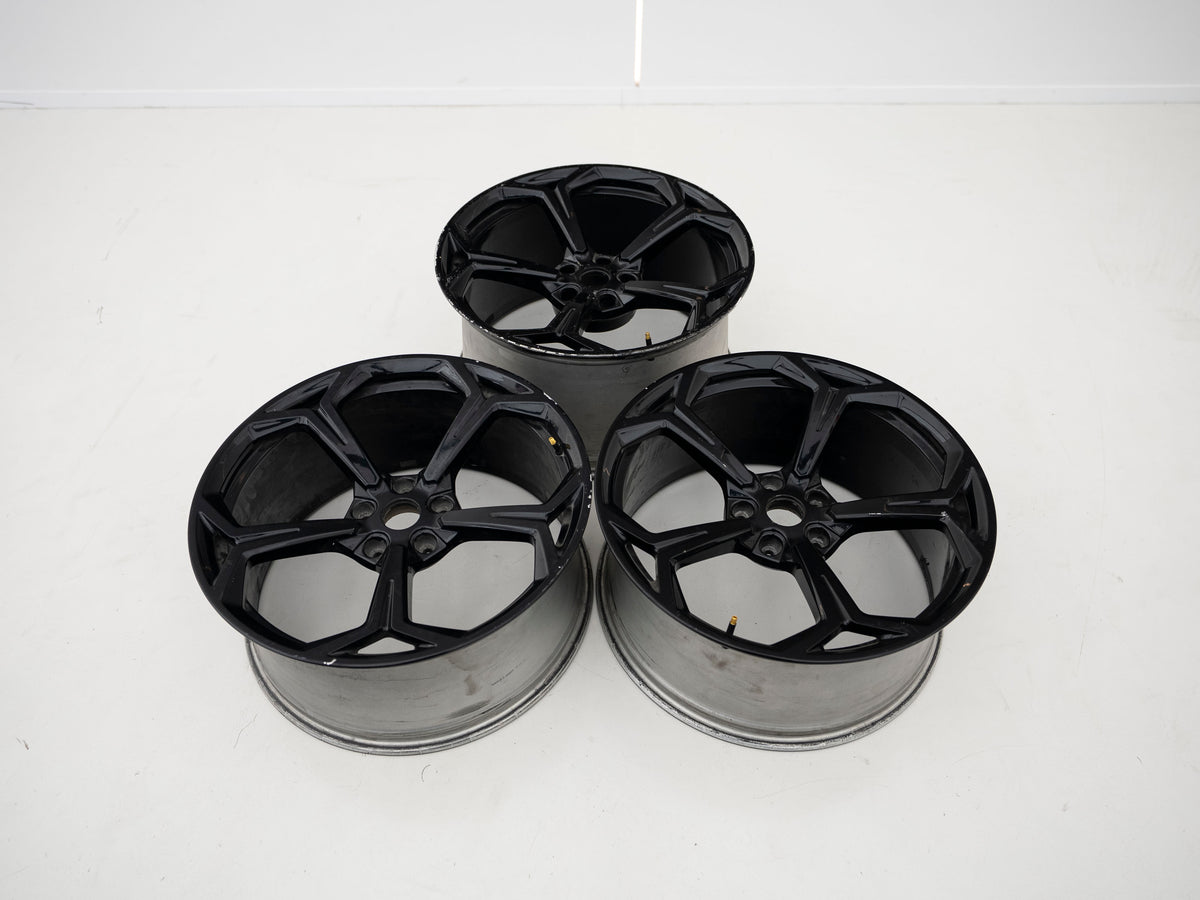 Lamborghini Urus 22" 3-Wheel Lot - 4ML601025K / 4ML601025M / 4ML601025N / 4ML601025L - Used