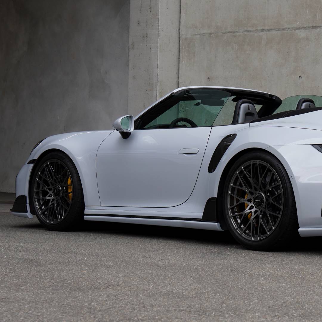TECHART with Carbon Insert Glossy for Porsche 911 992.1 — product image