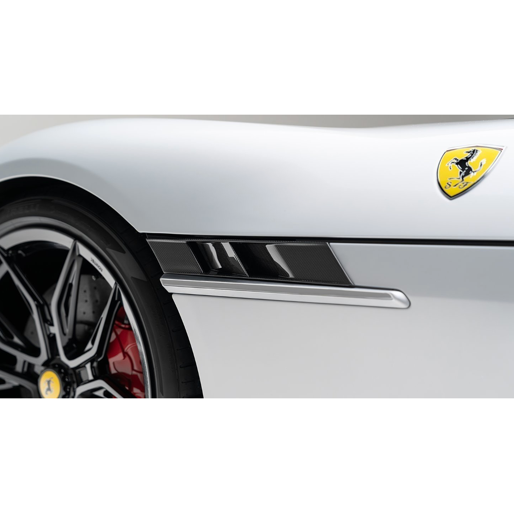 Air-intake Front Fenders  - Ferrari 12Cilindri - F6 012 24 - Novitec