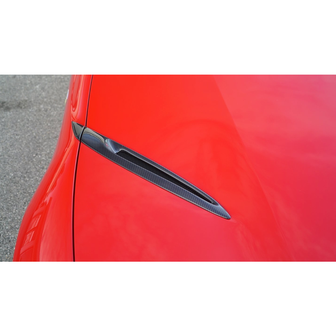 Insert for Air-Outlet Engine Bonnet - Ferrari 812 Superfast & GTS - F6 812 23 - Novitec