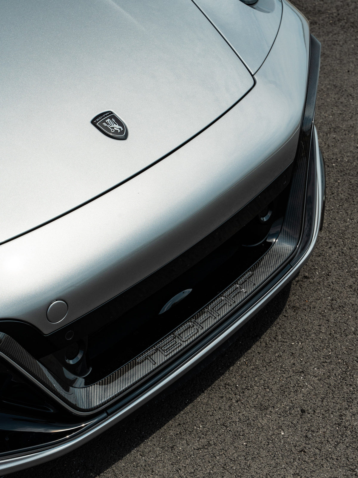 TECHART TECHART Front Hood Emblem Black for Porsche 911 992.1 — product image