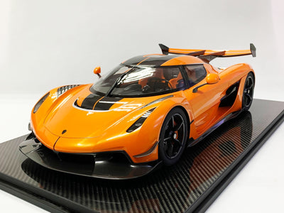 Koenigsegg Jesko 1/8 - Tang Orange