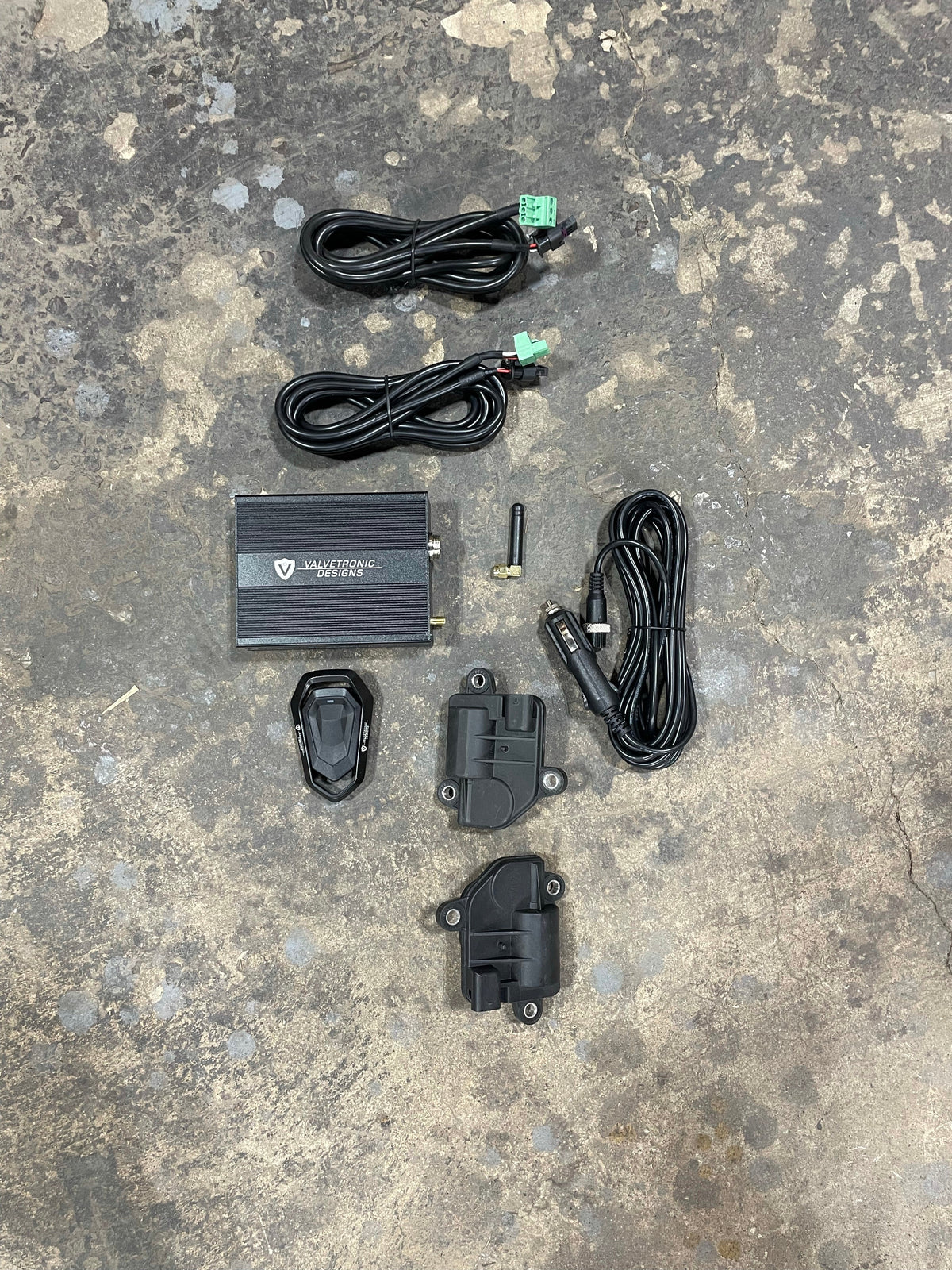 Valvetronic Designs - Electronic Exhaust Valve Control Kit - VTD.EVH, VTD.EVH.2