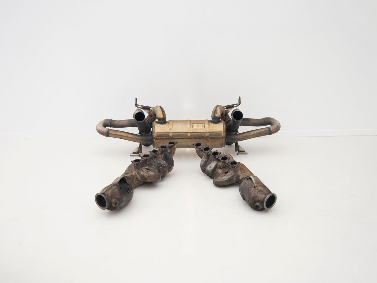 Actual used Lamborghini muffler and catalyst manifold set – DSC01949