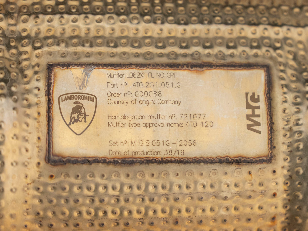 Actual used Lamborghini exhaust part – DSC01965