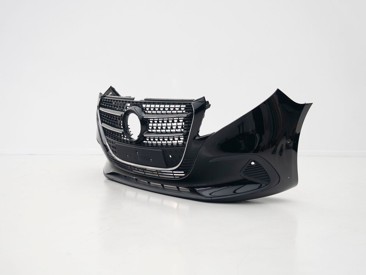 Actual used Mercedes-Benz W447 bumper – DSC01991