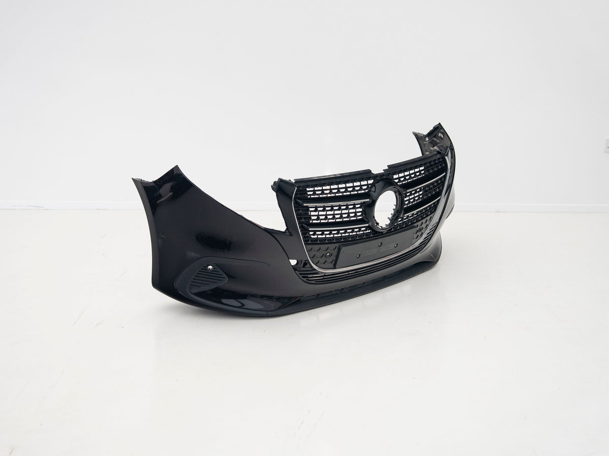 Actual used Mercedes-Benz W447 bumper – DSC01994