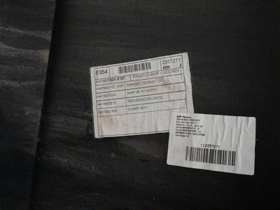Actual used Mercedes-Benz W447 bumper – DSC02001