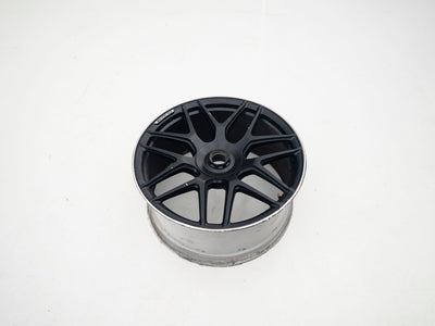 AMG 22-inch wheels, silver barrel, black face and silver lip — actual stock photograph