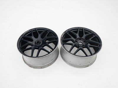 AMG 22-inch wheels, silver barrel, black face and silver lip — actual stock photograph