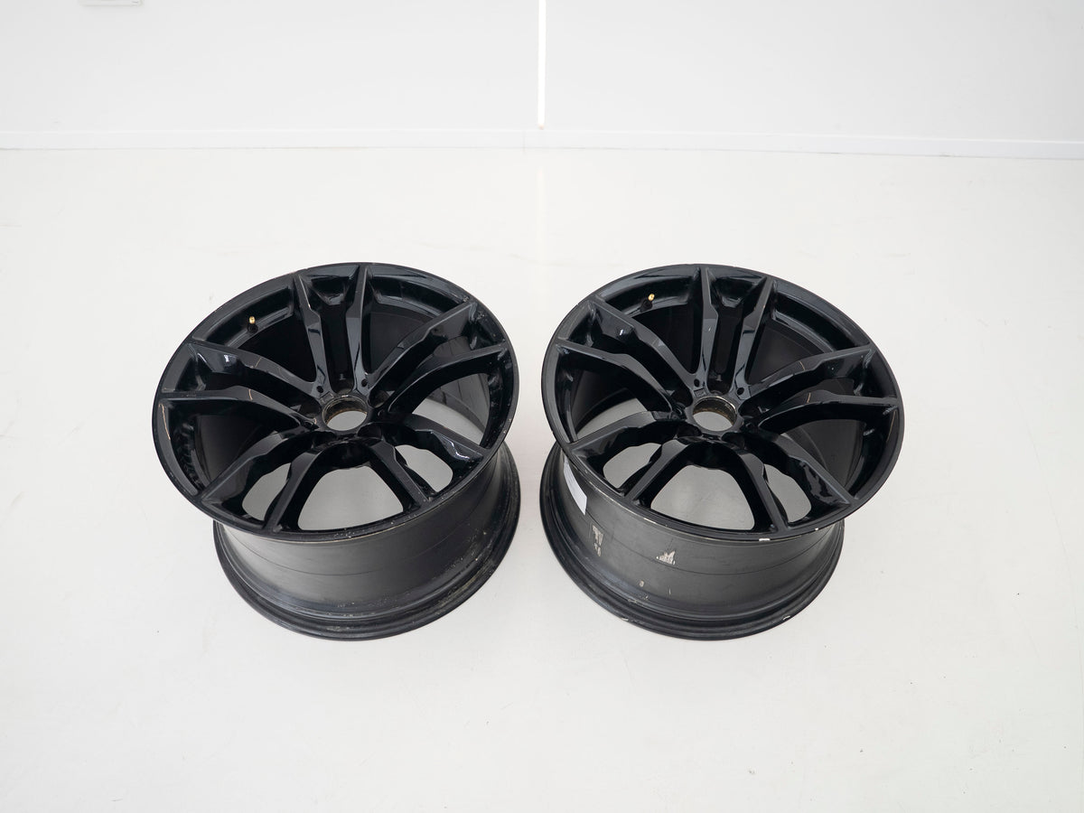 BMW 611M 20-inch rear wheels, 11.5J — actual stock photograph