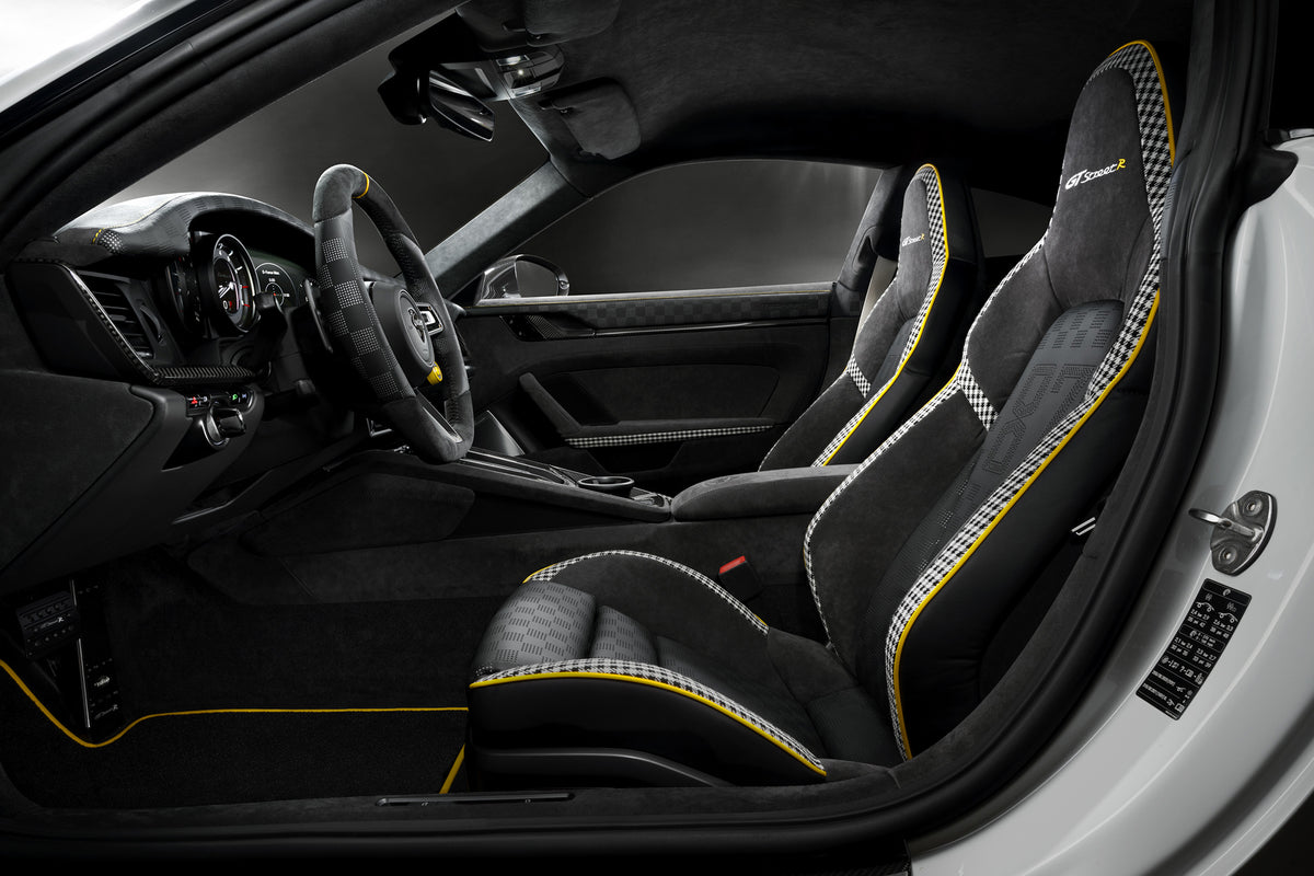 TECHART GTstreet R 992.1 bespoke interior