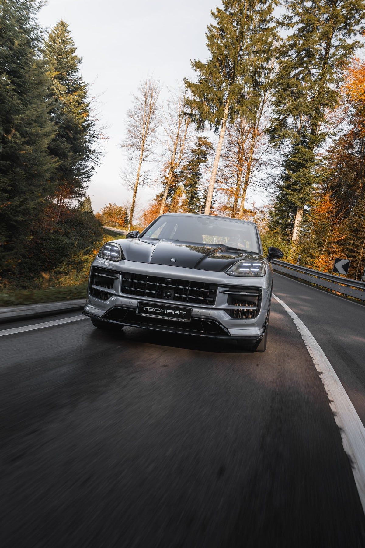 TECHART Front Spoiler I for Porsche Cayenne E3.1 / E3.2 — installed view