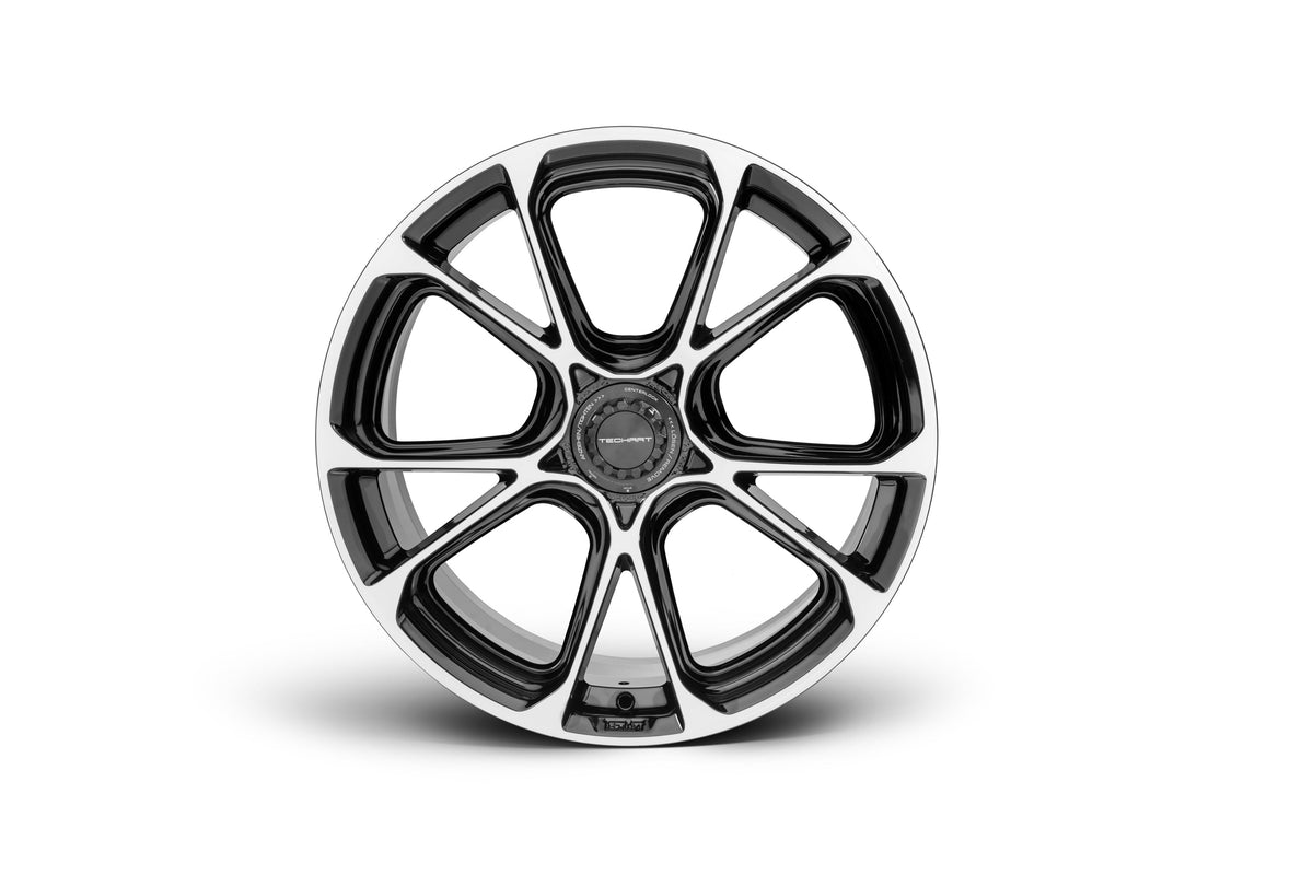 TECHART Formula VI 22-Inch Forged Wheel for Porsche Cayenne E3.1 / E3.2 — product view